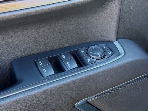 Used 2022 GMC Sierra 1500 SLT w/ X31 Off-Road Package image 24