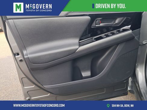 Used 2025 Toyota bZ4X AWD w/ Weather Package image 9