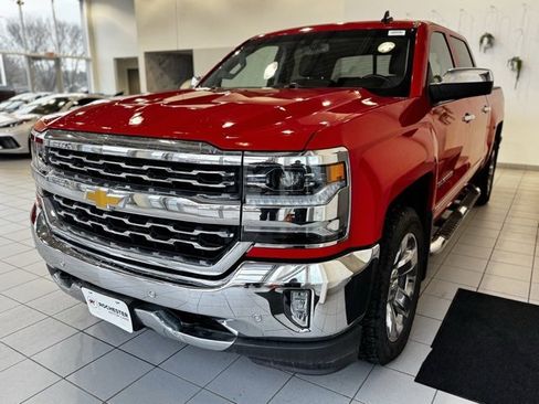 Used 2018 Chevrolet Silverado 1500 LTZ w/ Sport Package image 31