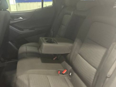 Used 2026 Chevrolet Equinox LT AWD/4WD image 29