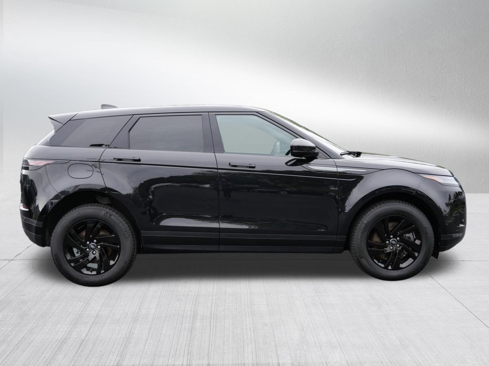 Used 2025 Land Rover Range Rover Evoque S AWD/4WD image 6