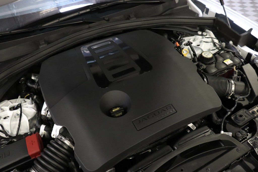 Used 2021 Jaguar F-PACE S AWD/4WD image 85