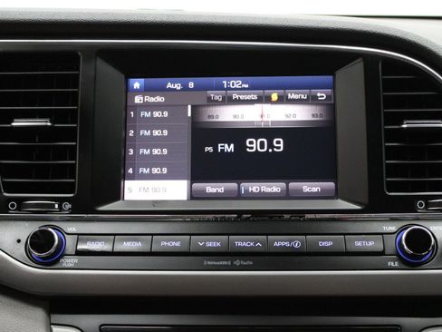 Used 2017 Hyundai Elantra SE FWD image 21