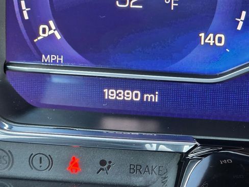 Used 2024 Chevrolet Silverado 1500 LT image 26