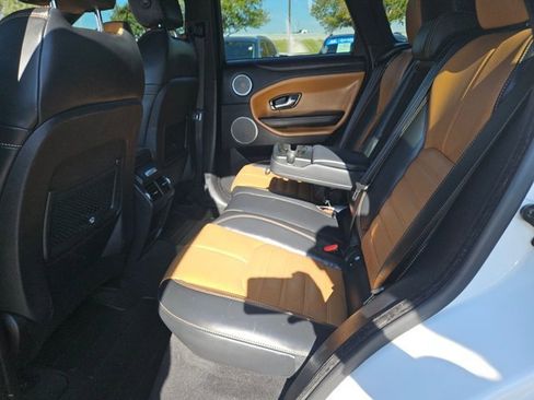 Used 2018 Land Rover Range Rover Evoque HSE Dynamic image 10