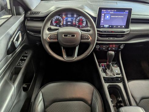 Certified 2023 Jeep Compass Altitude w/ Convenience Group image 13