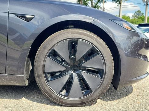 Used 2025 Tesla Model 3 Long Range RWD image 5