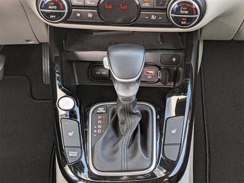 Used 2020 Kia Soul EX image 29