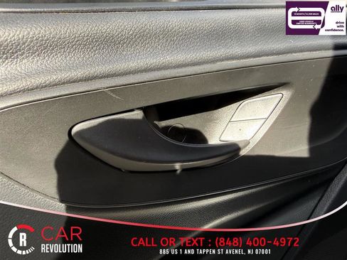 Used 2023 Mercedes-Benz Sprinter 2500 image 18