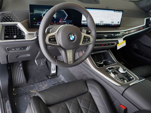 New 2026 BMW X7 xDrive40i w/ M Sport Package image 12