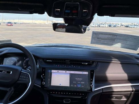 New 2026 Jeep Grand Cherokee Limited image 24