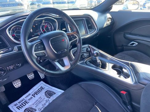 Used 2015 Dodge Challenger R/T Plus RWD image 15