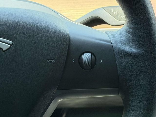 Used 2021 Tesla Model 3 Standard Range Plus RWD image 23