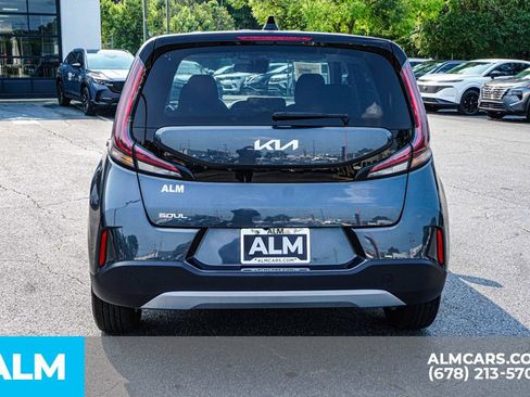 Used 2025 Kia Soul LX w/ LX Technology Package FWD image 10