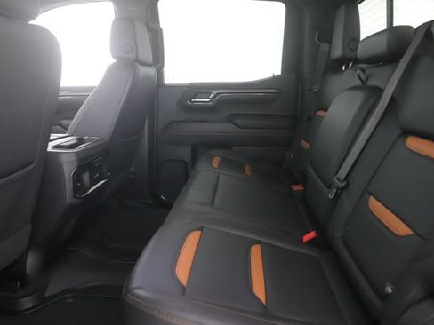 Used 2024 GMC Sierra 1500 AT4 w/ AT4 Preferred Package AWD/4WD image 28