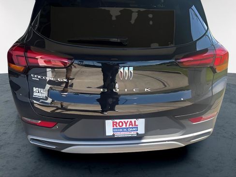 New 2026 Buick Encore GX Preferred w/ Comfort Package image 5