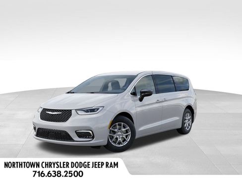 New 2026 Chrysler Pacifica Select image 1