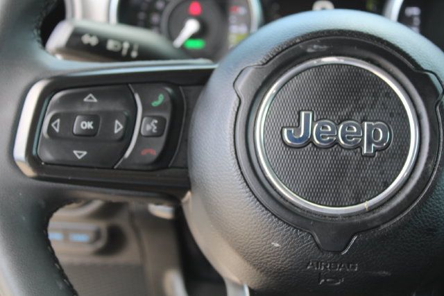 Used 2023 Jeep Wrangler Unlimited AWD/4WD image 21
