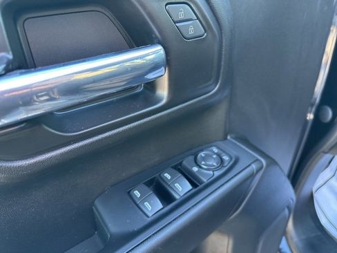 Used 2022 Chevrolet Silverado 1500 Custom image 20