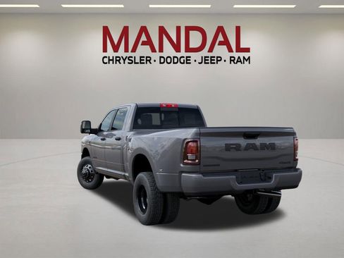 New 2026 RAM 3500 Big Horn AWD/4WD image 3