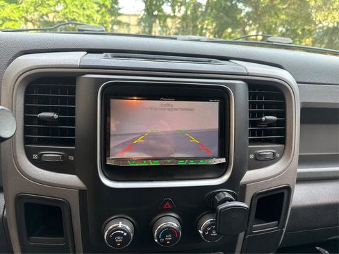 Used 2016 RAM 2500 Tradesman w/ Chrome Appearance Group image 22