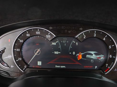 Used 2019 BMW 530i xDrive w/ Convenience Package image 15