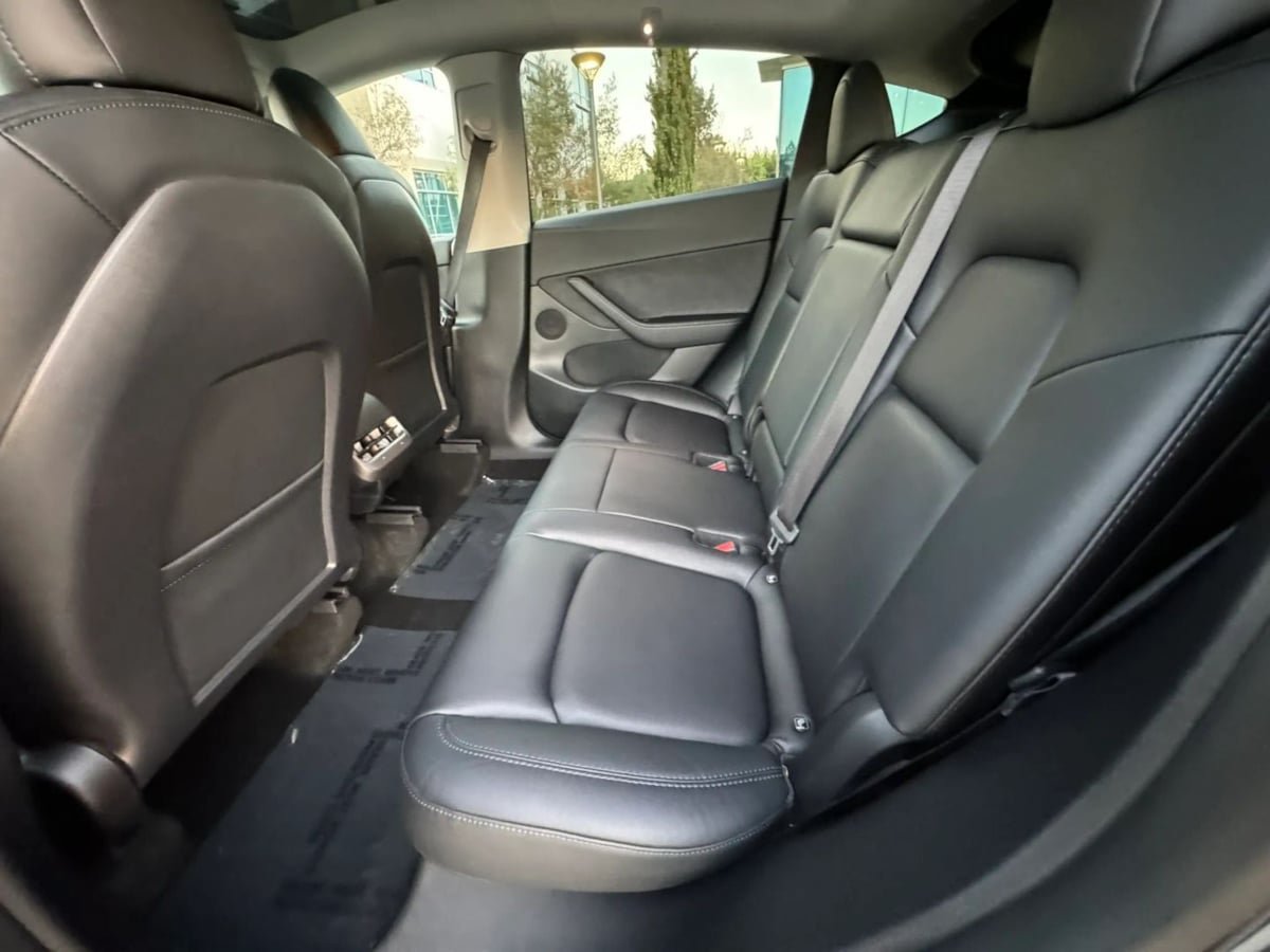 Used 2023 Tesla Model Y Long Range AWD/4WD image 15