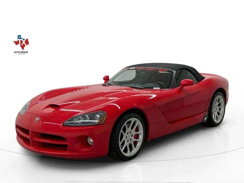 Used 2003 Dodge Viper SRT-10 RWD image 3