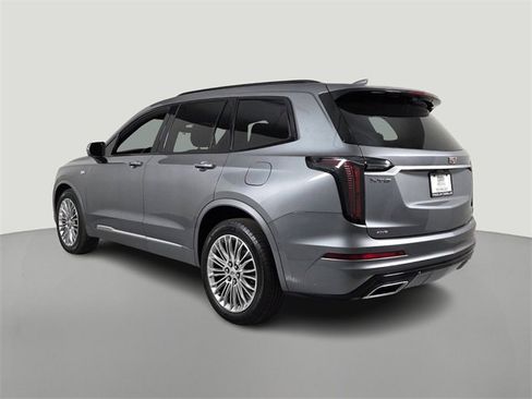 Used 2020 Cadillac XT6 Sport image 6