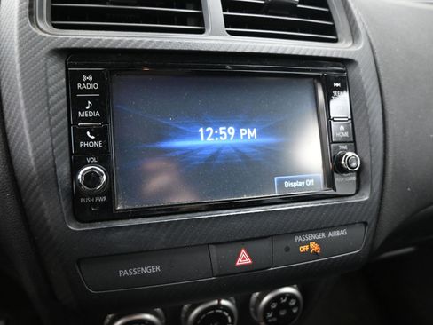 Used 2022 Mitsubishi Outlander Sport ES FWD image 28