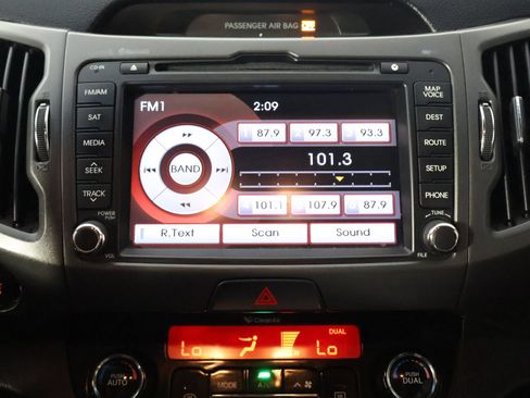 Used 2011 Kia Sportage SX w/ Premium Pkg w/Leather Seats AWD/4WD image 35