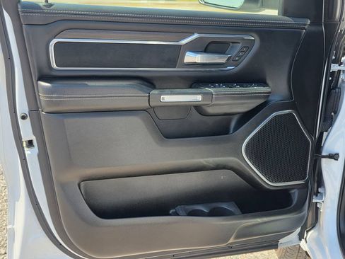 Used 2025 RAM 1500 Laramie w/ Sport Appearance Package AWD/4WD image 14