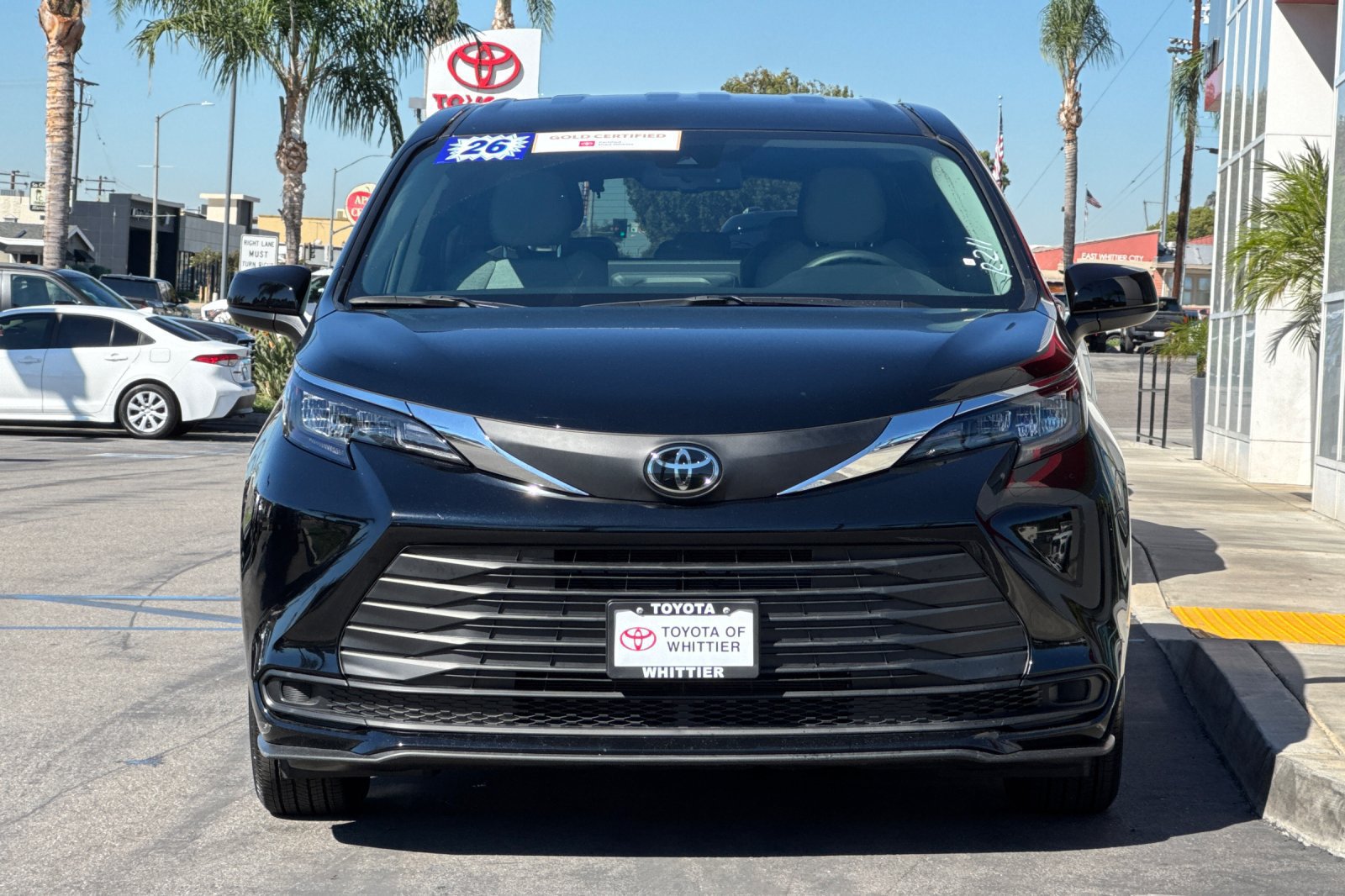 Certified 2026 Toyota Sienna LE FWD image 11