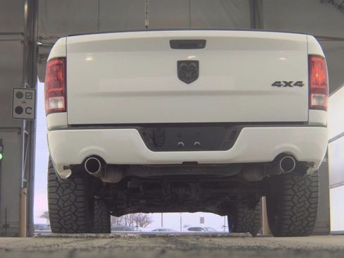 Used 2013 RAM 1500 Express image 9