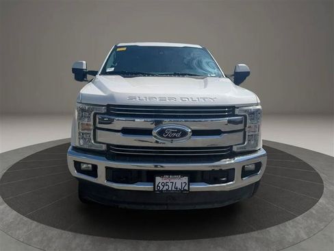 Used 2018 Ford F350 Lariat w/ Lariat Ultimate Package AWD/4WD image 9