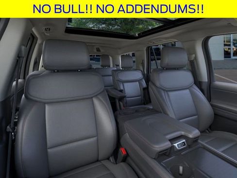 New 2026 Ford Expedition Active image 10