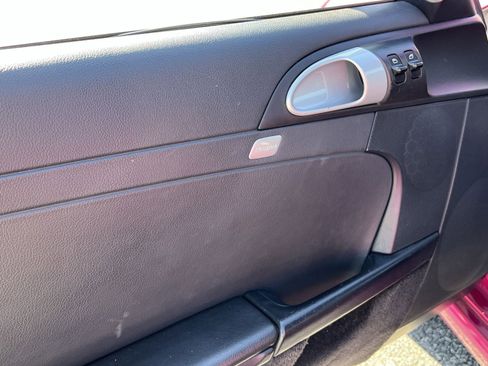 Used 2007 Porsche Boxster RWD image 23