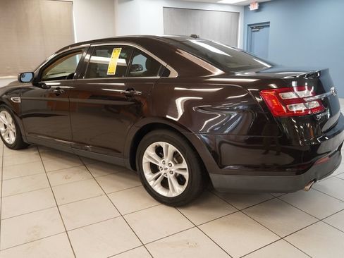 Used 2013 Ford Taurus SEL FWD image 8