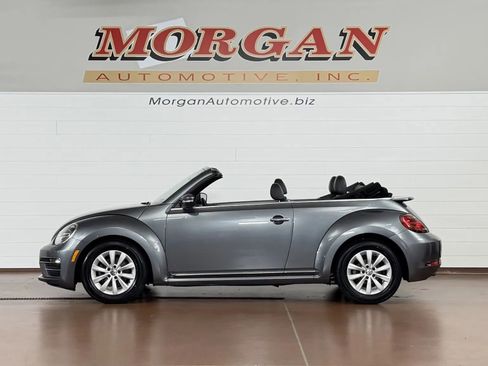 Used 2018 Volkswagen Beetle 2.0T S FWD image 6