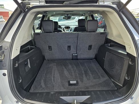 Used 2017 GMC Terrain SLT w/ Open Road Package image 28