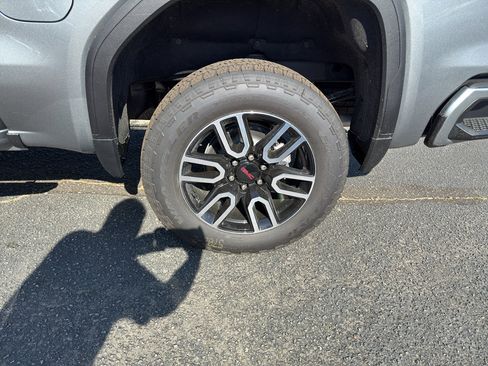 New 2026 GMC Sierra 1500 AT4 w/ AT4 Premium Package AWD/4WD image 12