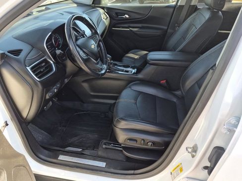 Used 2022 Chevrolet Equinox Premier image 11
