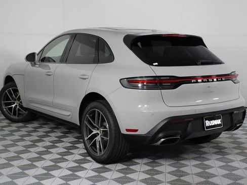 New 2026 Porsche Macan image 3