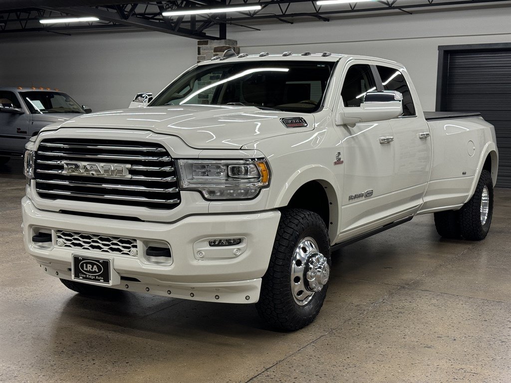 Used 2021 RAM 3500 Limited AWD/4WD image 3