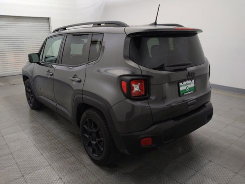 Used 2020 Jeep Renegade Altitude w/ UConnect 8.4 Nav Group FWD image 5