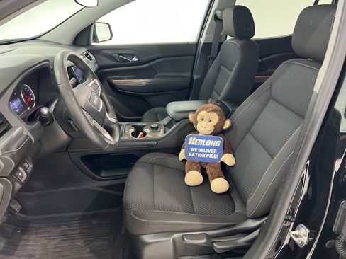 Used 2023 GMC Acadia SLE w/ LPO, Floor Liner Package image 16