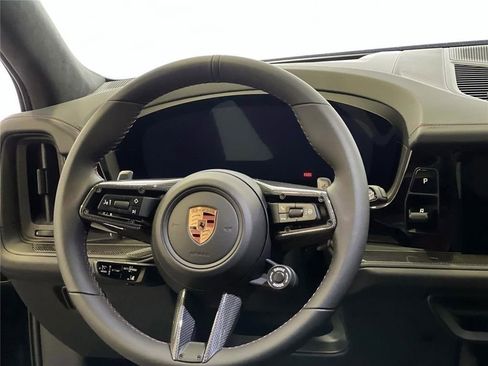 New 2026 Porsche Cayenne GTS AWD/4WD image 20