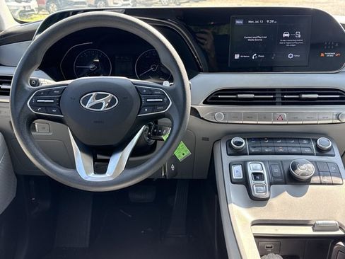 Used 2021 Hyundai Palisade SE w/ Cargo Package FWD image 4