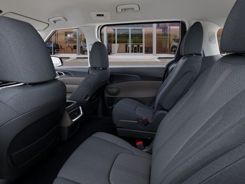 New 2027 Kia Carnival LX FWD image 18
