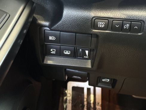 Used 2023 Lexus IS 500 w/ Accessory Package 2 RWD image 36